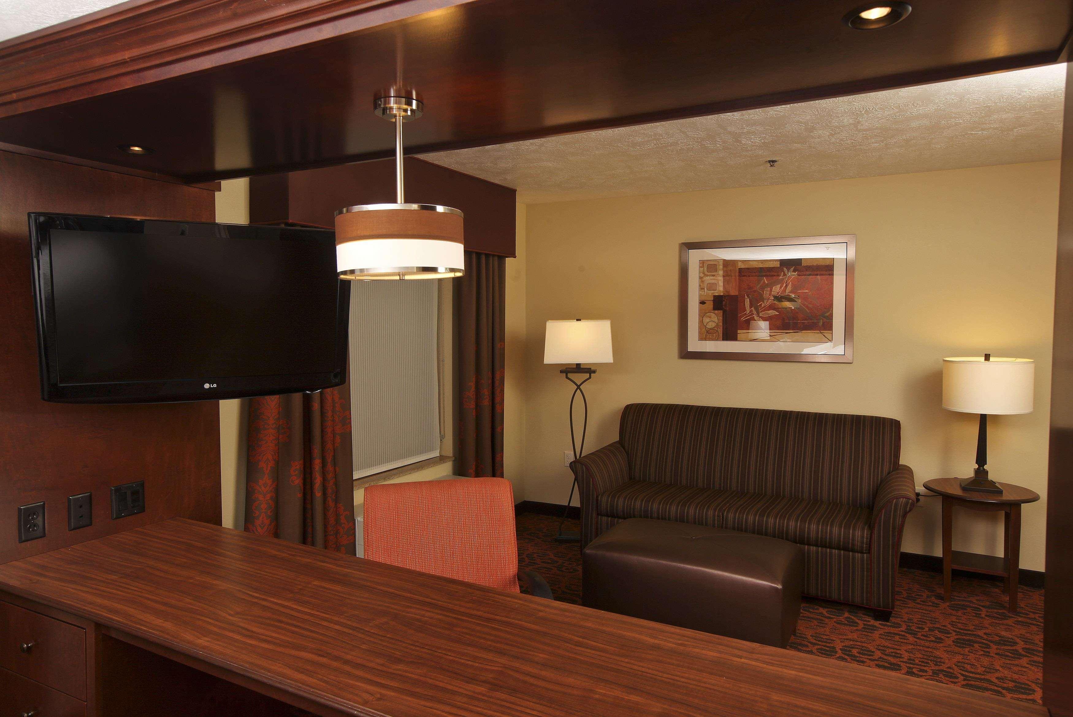 Hampton Inn & Suites Fargo Medical Center المظهر الخارجي الصورة