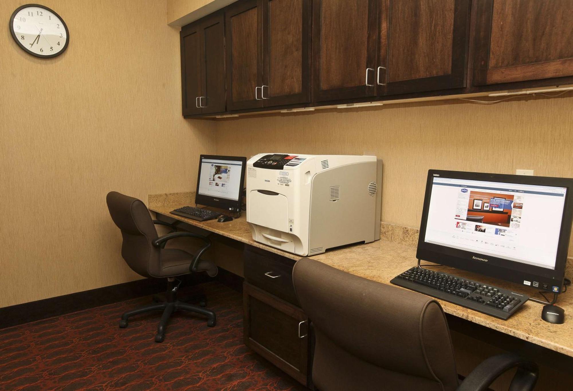 Hampton Inn & Suites Fargo Medical Center المظهر الخارجي الصورة