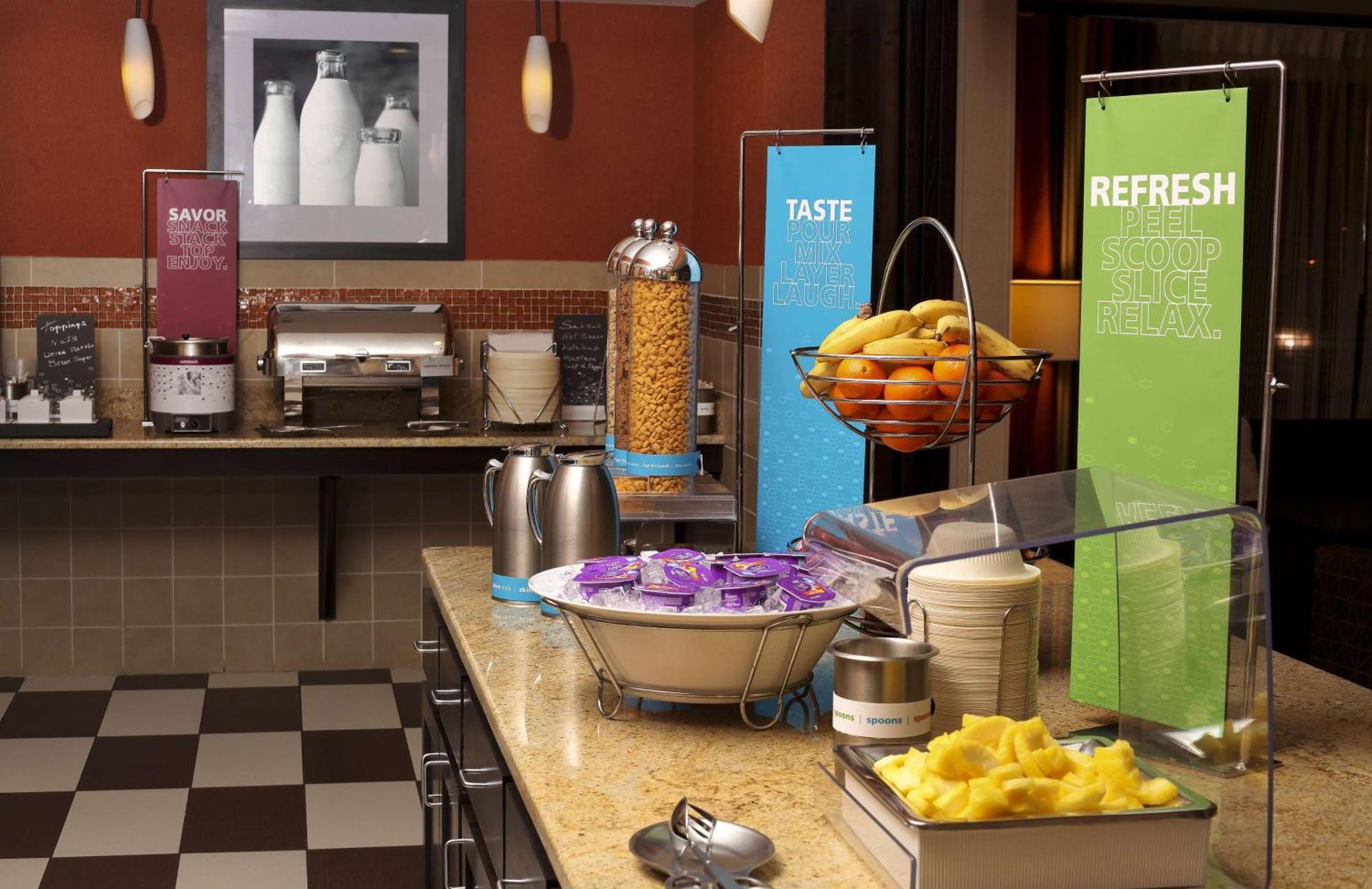 Hampton Inn & Suites Fargo Medical Center المظهر الخارجي الصورة