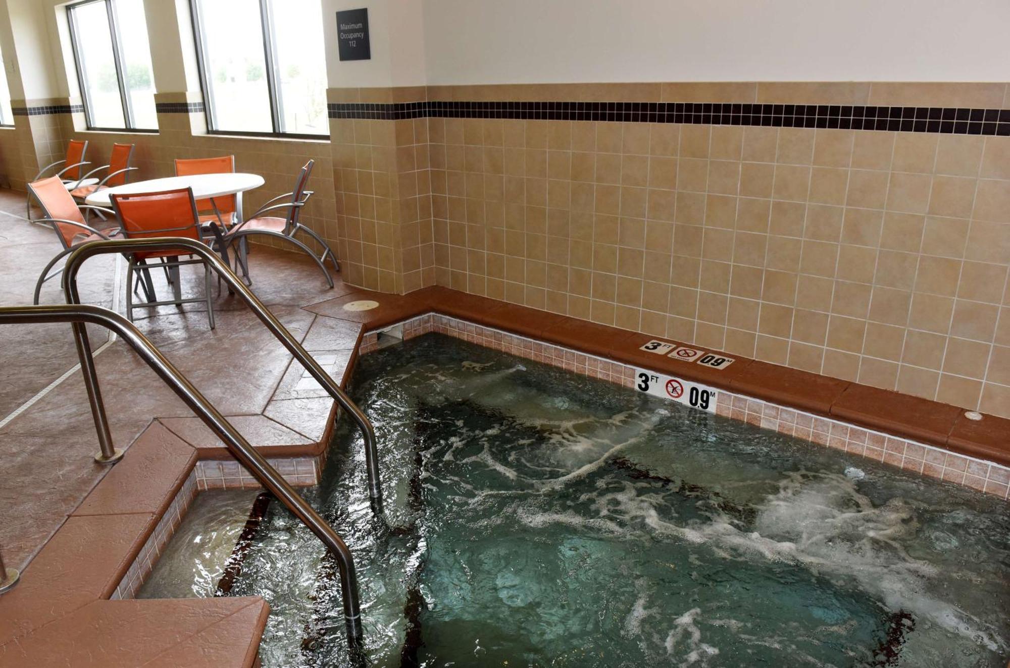 Hampton Inn & Suites Fargo Medical Center المظهر الخارجي الصورة