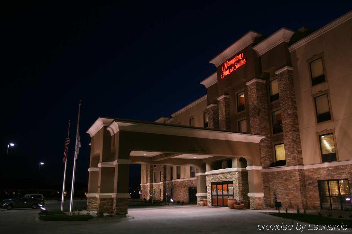 Hampton Inn & Suites Fargo Medical Center المظهر الخارجي الصورة