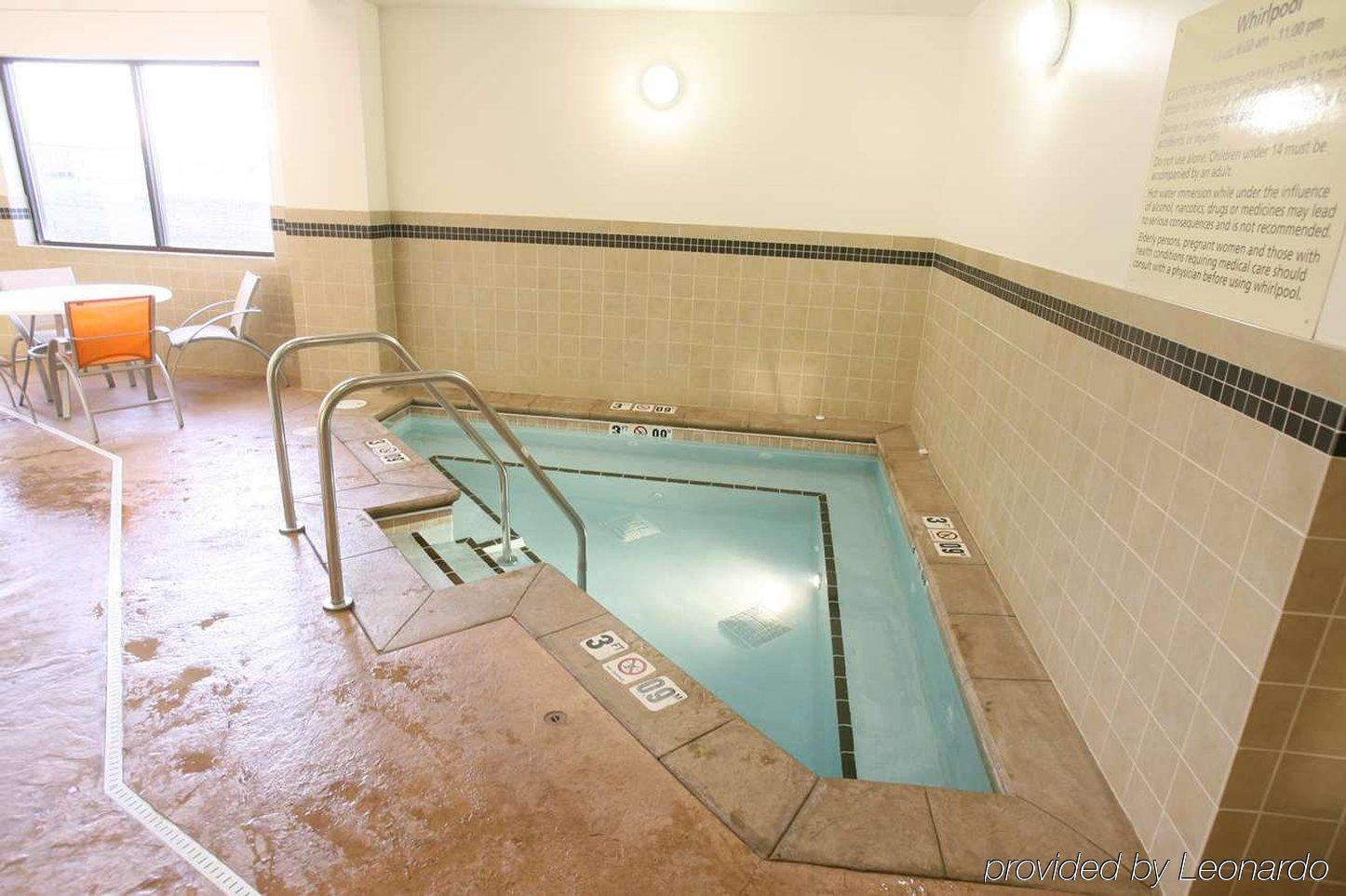 Hampton Inn & Suites Fargo Medical Center المظهر الخارجي الصورة